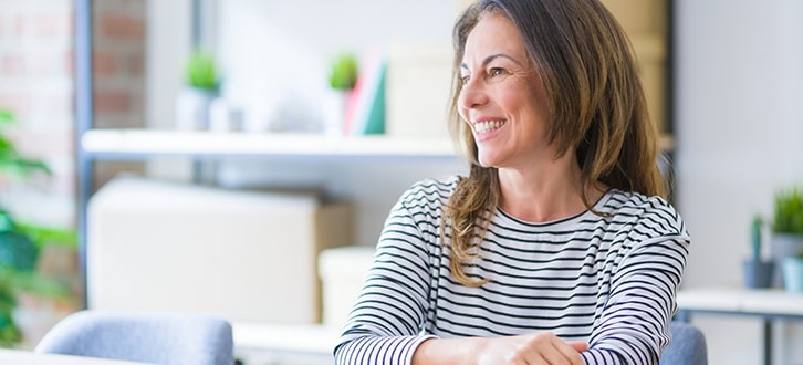 Mujer en la oficina​​ 